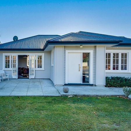 Gem On Gillean - Havelock North Holiday Home エクステリア 写真