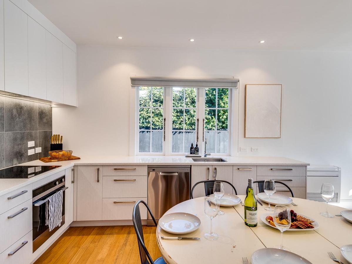 Gem On Gillean - Havelock North Holiday Home エクステリア 写真